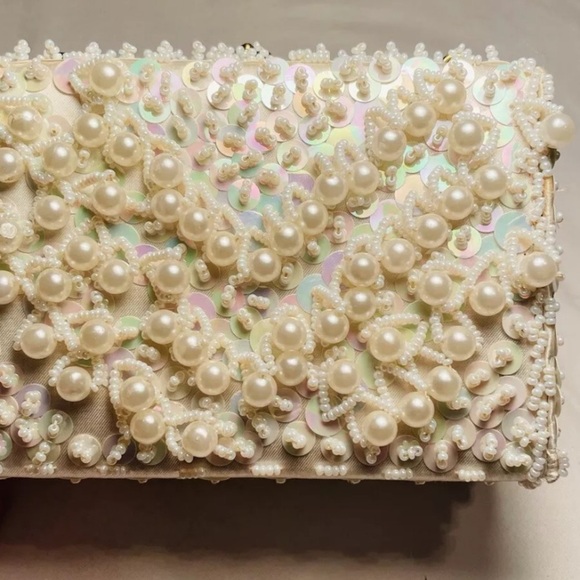 Elegant Cream Clutch with Pearl Embellishments and Wristlet - Picture 11 of 15